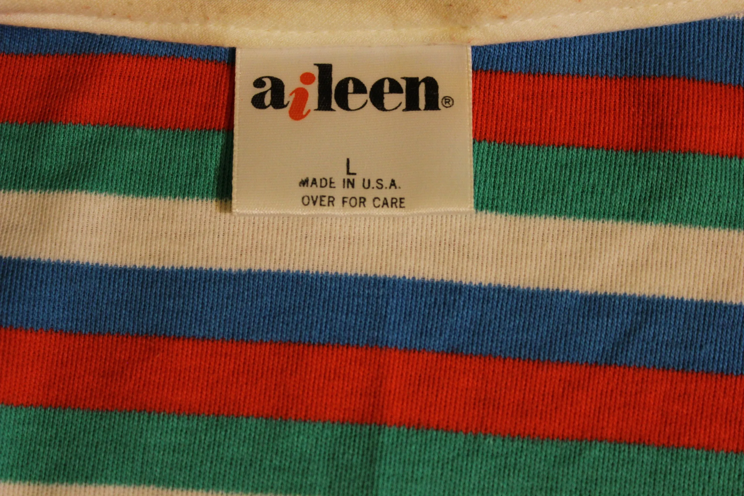 Aileen 1980's 1970's Vintage Striped Sleevless Summer Shirt.